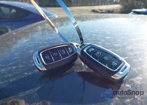 2021 Hyundai Kona Electric Sel z USA, uszkodzony, nr VIN KM8K23AG6MU107113